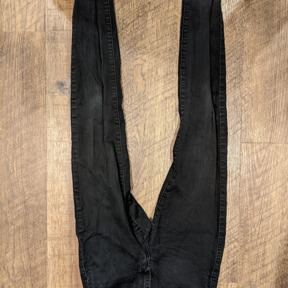 black jeans